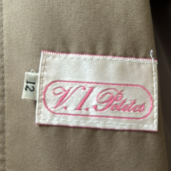 Trench Coat Great condition - Picture 5 of 6